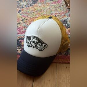 Vans Yellow and Black Mesh Cap, like new